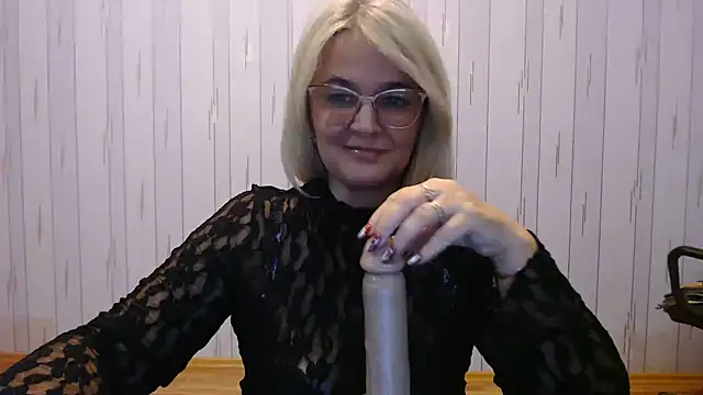 EleanoraDream online show from February 26, 3:00 pm