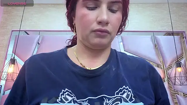 ThaliaCross online show from June 5, 7:42 pm