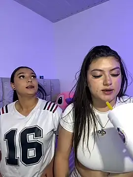 nicolexxaleja online show from August 9, 4:29 am