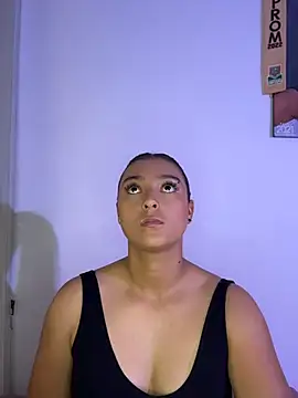 nicolexxaleja online show from May 3, 6:55 pm
