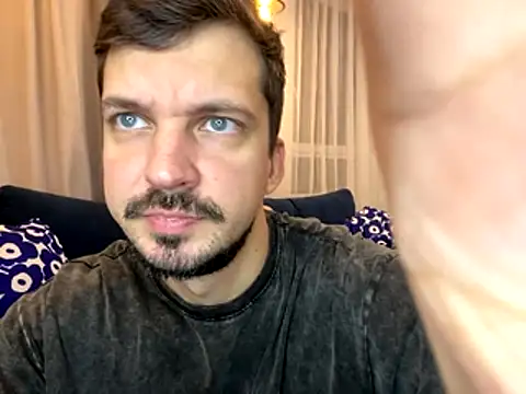 Bugs and Bunny online show from October 29, 9:17 pm