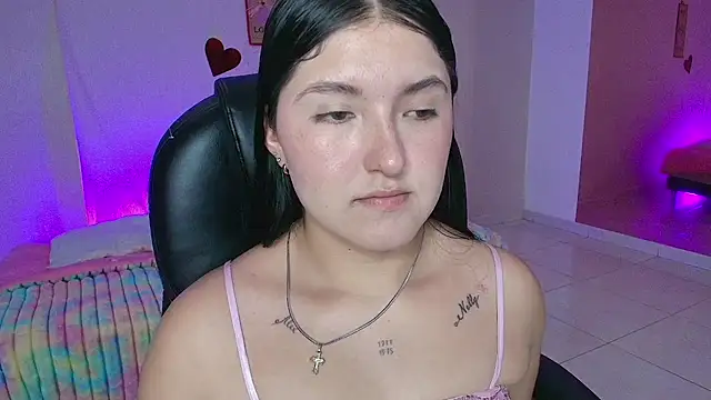 Celestee69 online show from February 16, 7:58 pm