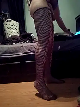 Crossedsissy online show from May 2, 3:10 am