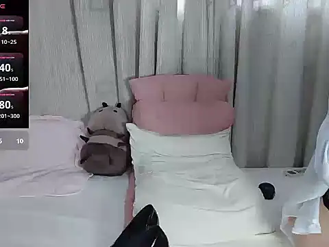 Lele-Baby online show from November 3, 2:37 am