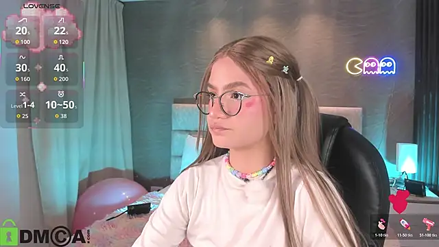 Arinextdoor online show from March 4, 9:54 pm