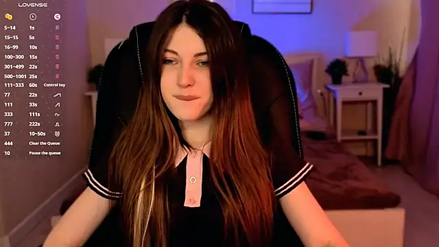 Kimmie shine online show from June 11, 3:53 pm