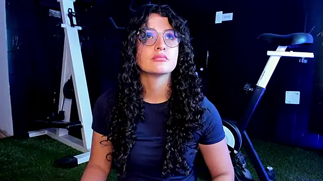 Dannaa Lovs online show from May 2, 11:24 am
