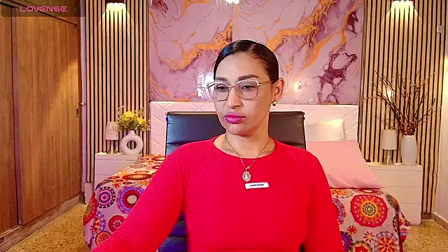 IvyShine7 online show from July 28, 7:39 pm