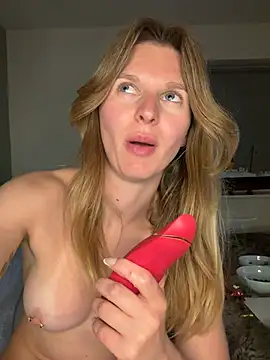 Lilly-Luscious online show from May 7, 8:34 pm