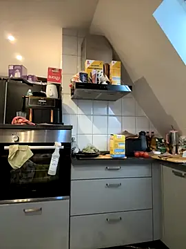 SweetTeenGirl online show from September 25, 6:45 am