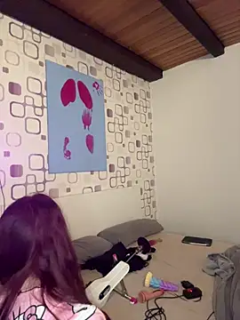 SweetTeenGirl online show from January 6, 7:17 pm