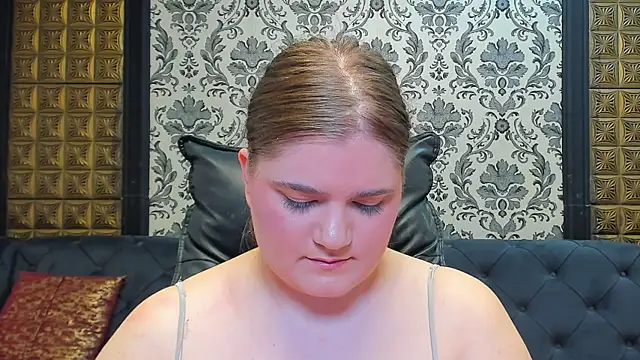 LissaBigTitts online show from December 20, 9:08 pm