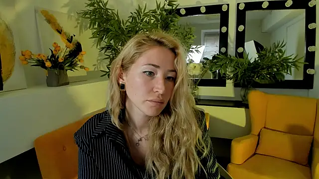 AstraMonroe online show from September 29, 9:47 am