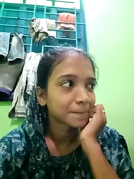 Snapshot of Hotty-couple063 chatting on October 19, 10:17 am Hotty-couple063 online show from October 19, 10:17 am