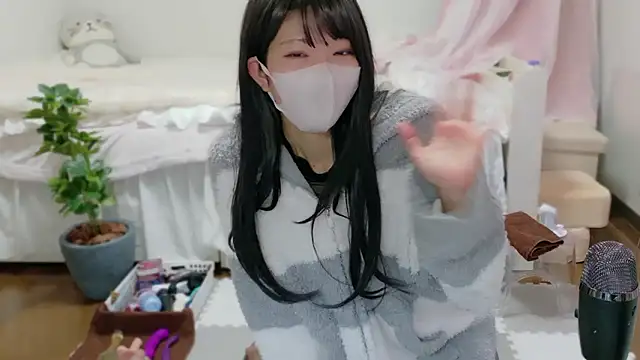 clara 6x9 online show from March 15, 1:24 pm