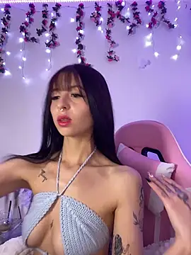 Lia  1 online show from December 22, 9:07 pm