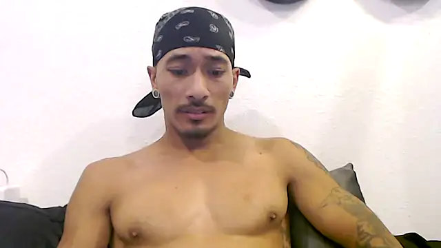 tanjir020 online show from April 9, 12:57 am