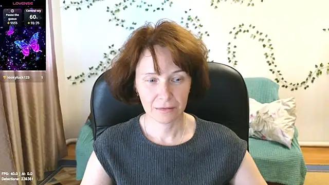 Lia Tito online show from June 30, 1:43 pm