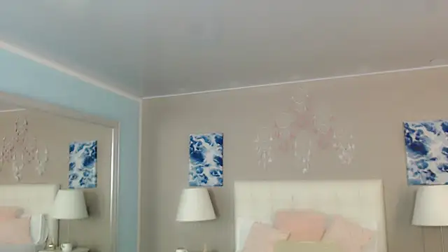 maddissonivanova online show from November 14, 7:14 pm