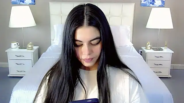 maddissonivanova online show from September 22, 7:12 pm