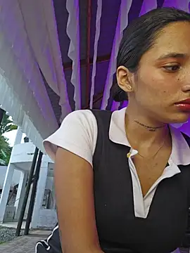 Lorena Mcfly online show from June 19, 11:57 am