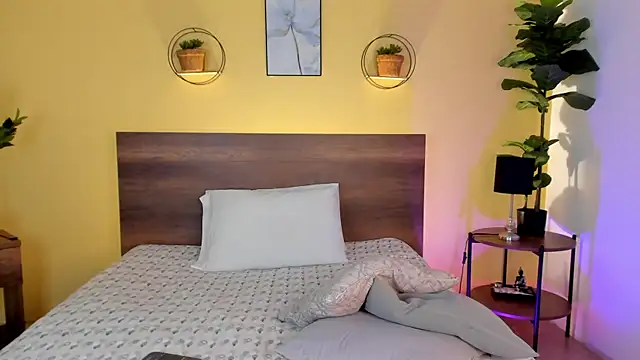 CamilleGrace online show from November 22, 1:14 pm