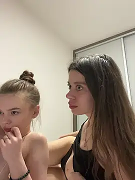 Regina Sweet054 online show from February 23, 12:00 am