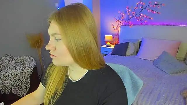 AshleyJoness online show from June 14, 4:46 am