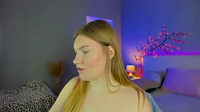 AshleyJoness online show from June 16, 4:57 am