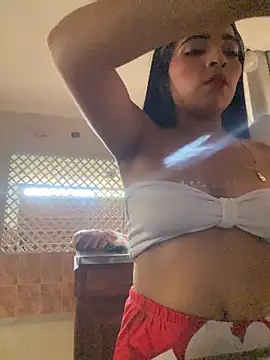 Rosa 25x online show from June 30, 1:32 pm