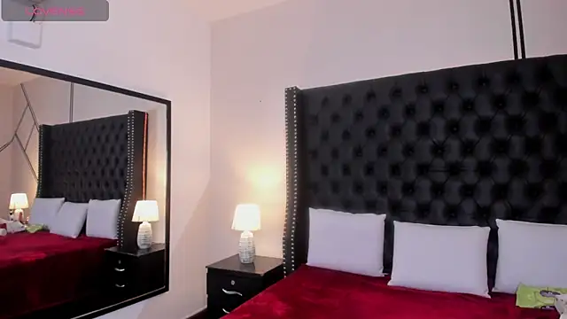 Snapshot of Meloddy_Parkerr_ chatting on September 24, 4:55 am Meloddy Parkerr online show from September 24, 4:55 am
