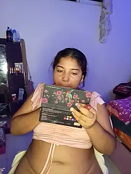 Snapshot of angelHeath13 chatting on October 13, 3:42 am angelHeath13 online show from October 13, 3:42 am