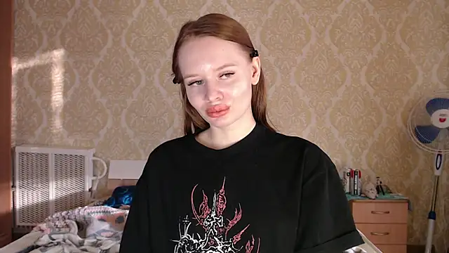 Kitkaat00 online show from March 10, 1:26 pm