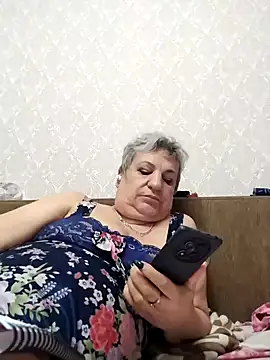 StarNicole online show from August 4, 4:57 pm