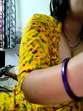 Snapshot of MISS_RIYA14 chatting on October 1, 5:23 am MISS RIYA14 online show from October 1, 5:23 am