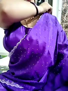 Snapshot of MISS_RIYA14 chatting on September 20, 6:06 pm MISS RIYA14 online show from September 20, 6:06 pm