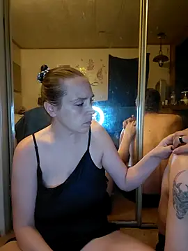 Shy Naughty Girl online show from July 14, 4:17 am