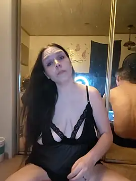 Shy Naughty Girl online show from June 7, 4:08 am
