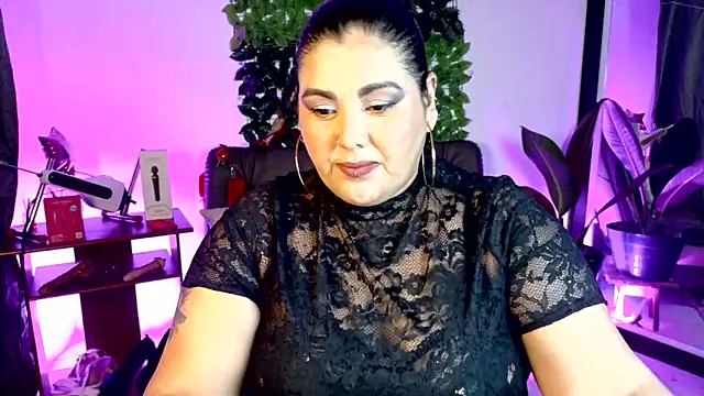 AndreaKinky online show from June 5, 10:49 pm