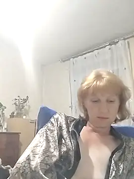 Flower2931 online show from June 12, 7:44 pm