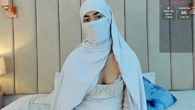  Zahiira  online show from June 13, 12:35 pm
