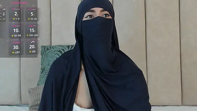  Zahiira  online show from December 3, 12:51 pm