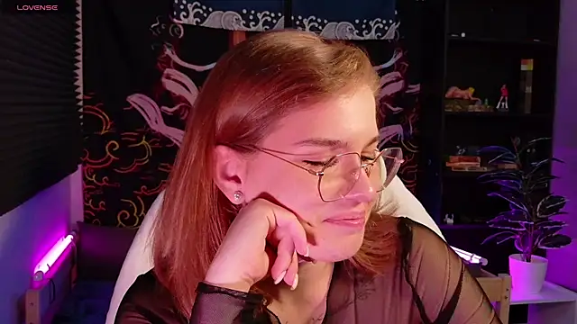 SophieMurrr online show from July 7, 8:11 pm