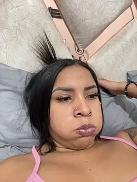 MarianaaSantos online show from July 17, 1:26 pm