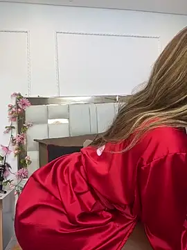Skylar Smith  online show from June 10, 11:42 am