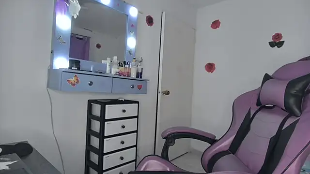 soffy rosses online show from May 2, 2:59 am