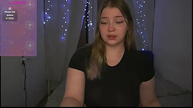 CuteSharloti online show from July 12, 9:04 pm