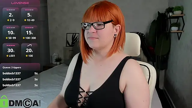 Snapshot of Michelle_Wilsson chatting on October 9, 7:45 am Michelle Wilsson online show from October 9, 7:45 am