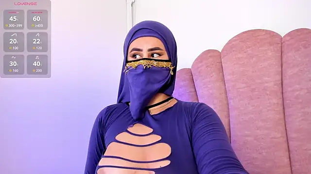 Snapshot of halabi_saha chatting on October 15, 12:41 pm halabi saha online show from October 15, 12:41 pm