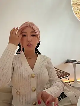 winter11 online show from February 1, 1:15 am